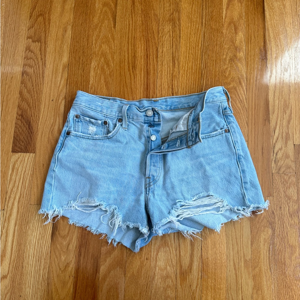 Levi’s shorts